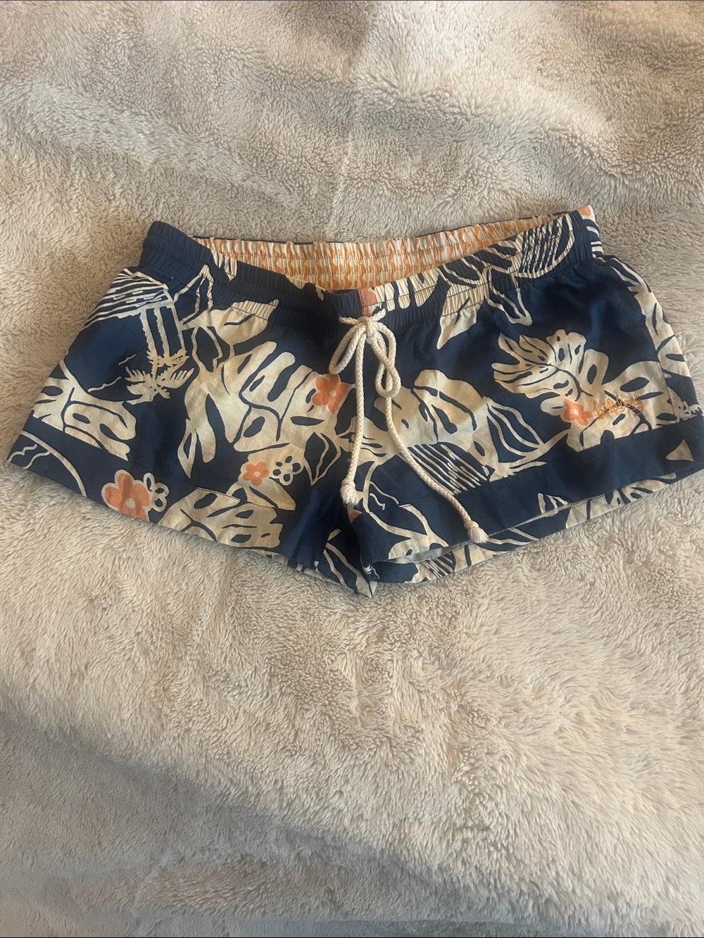 Billabong Shorts, size M